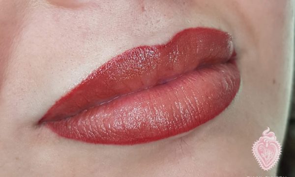 Ombre Lip Line and Full Colour.